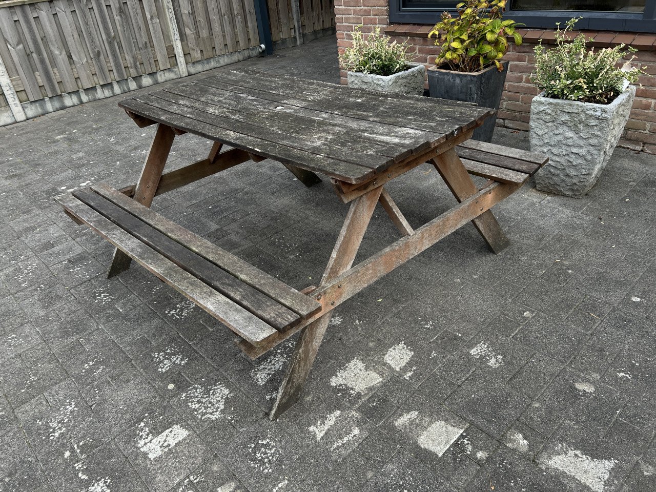 Hardhouten picknicktafel