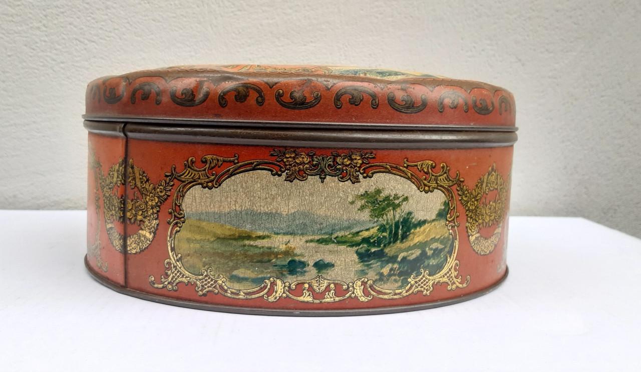 Blik van Melle's toffees Breskens, superieure kwaliteit,  Ø 27cm., 11 cm. ↑