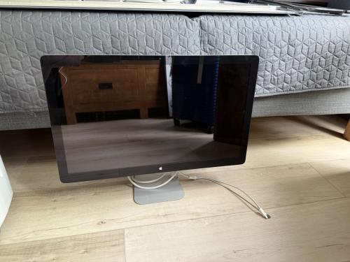 Thunderbolt 27inch