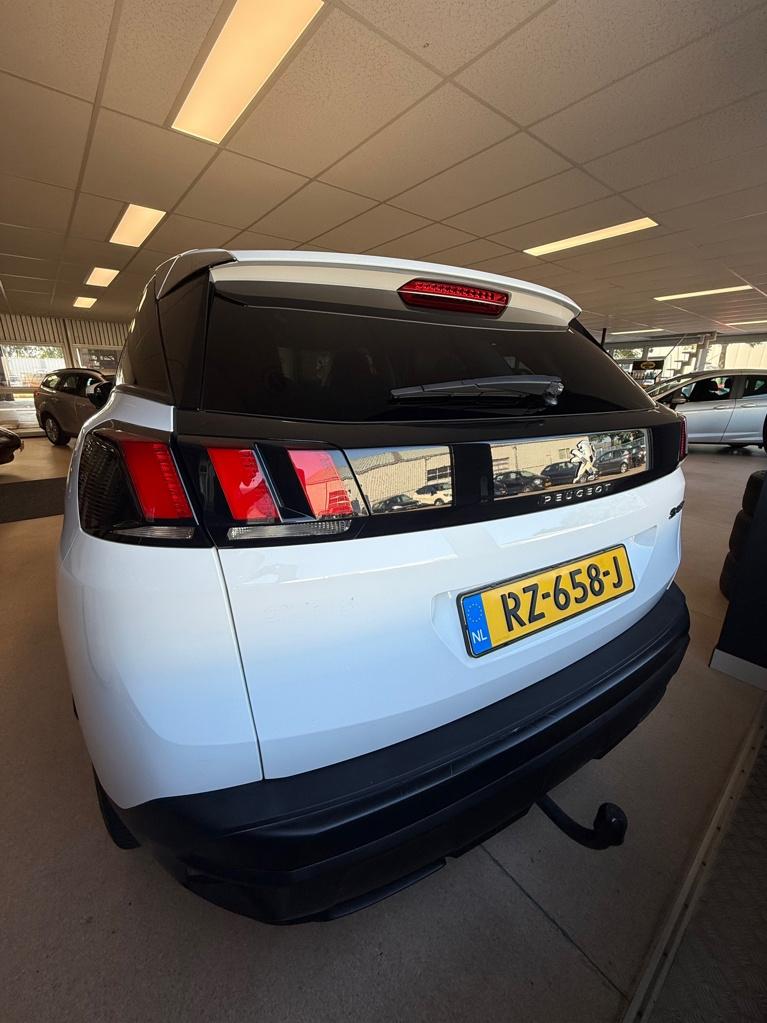 Peugeot 3008 1.2 puretech active