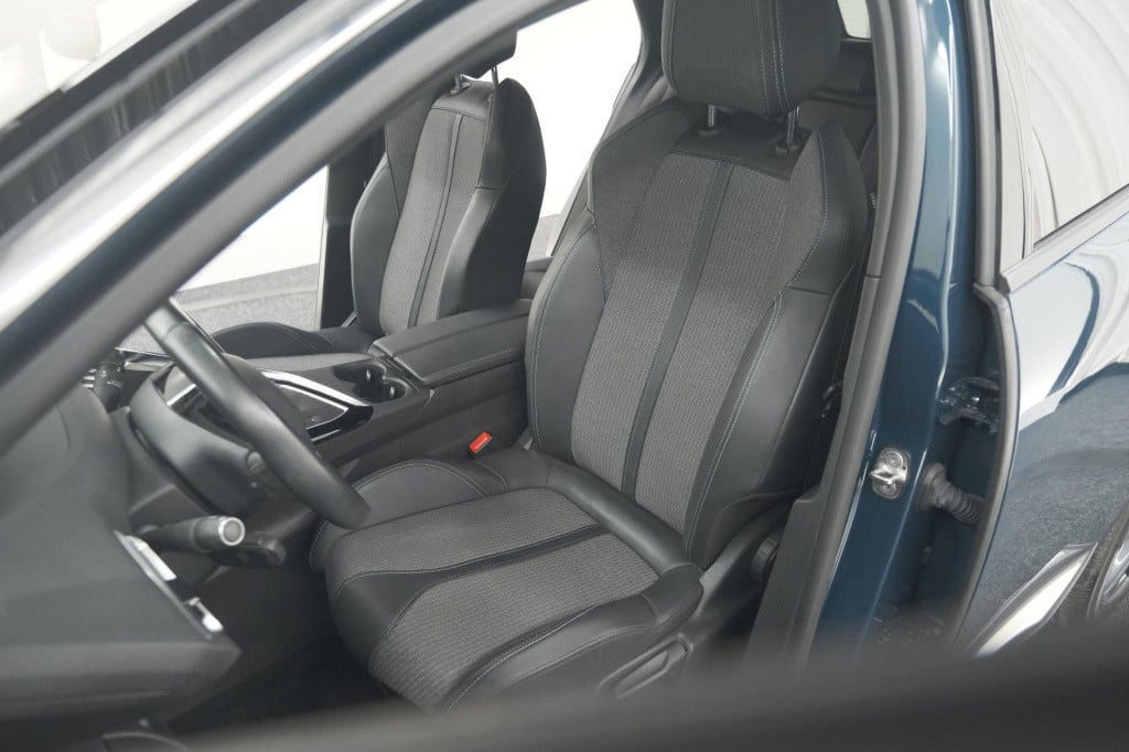Peugeot 3008 puretech 130 allure pack business | camera | elektrische koffe