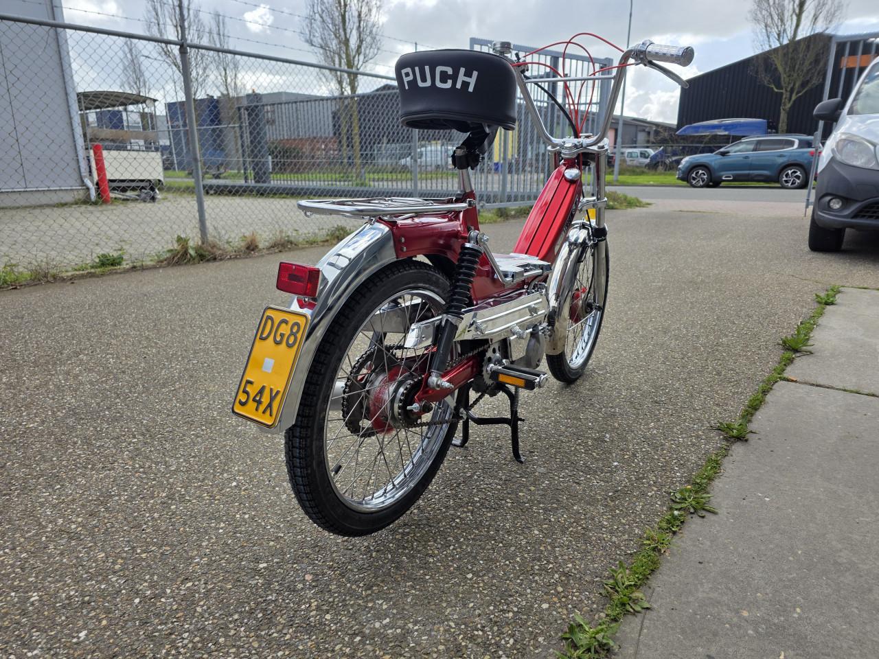 Prachtige Puch Maxi s te koop ... kompleet  gerestaureerd.