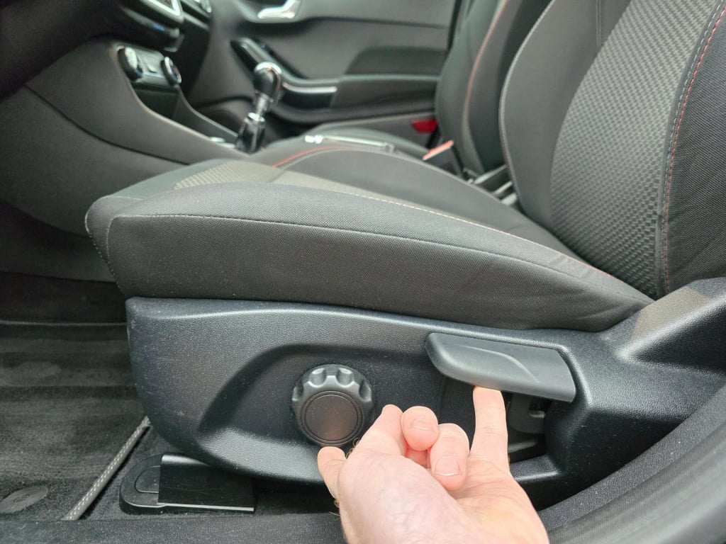 Ford Fiesta st-line occasion met 145pk (!) en carplay | tweedehands ford fi
