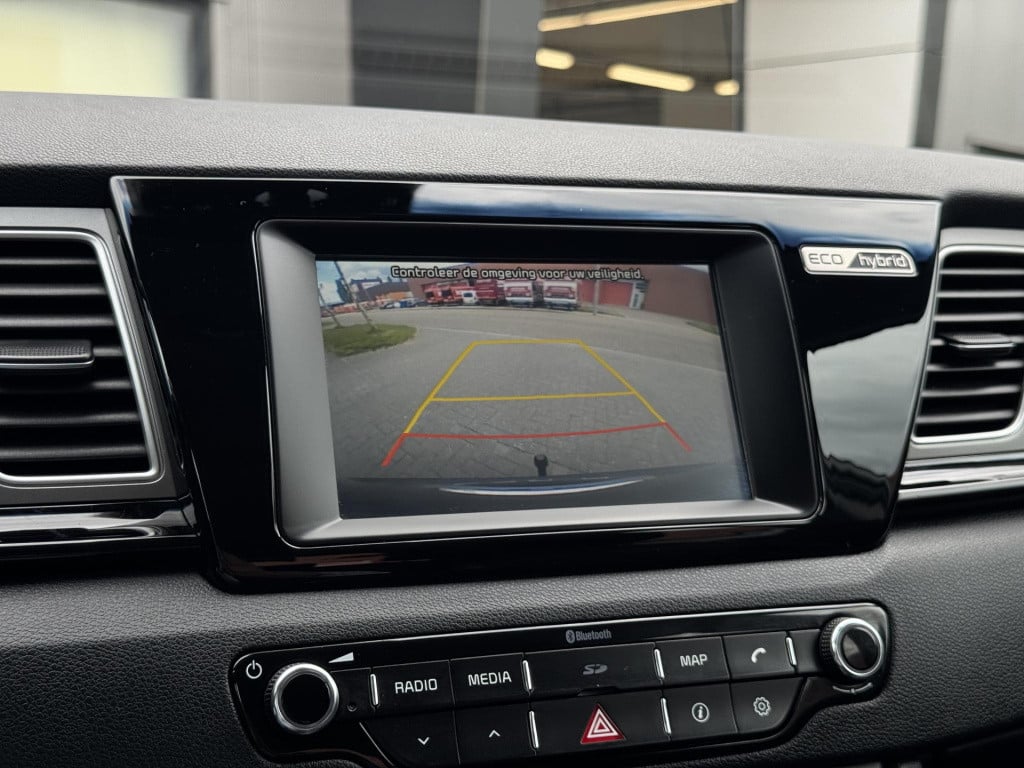 Kia Niro 1.6 gdi hybrid first edition | trekhaak | navigatie | camera | app