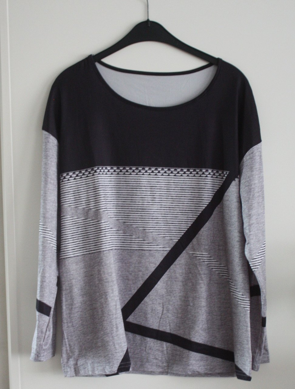 Zwart grijs wit shirt maat xl