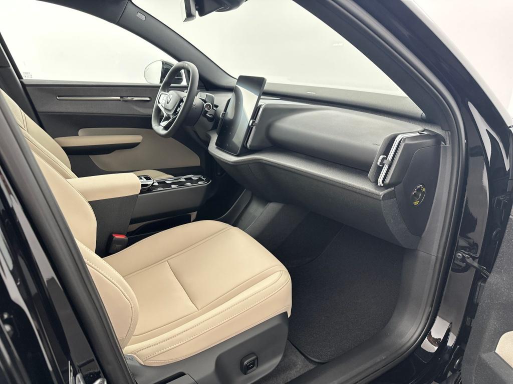 Volvo Ex30 p3 long range plus europa
