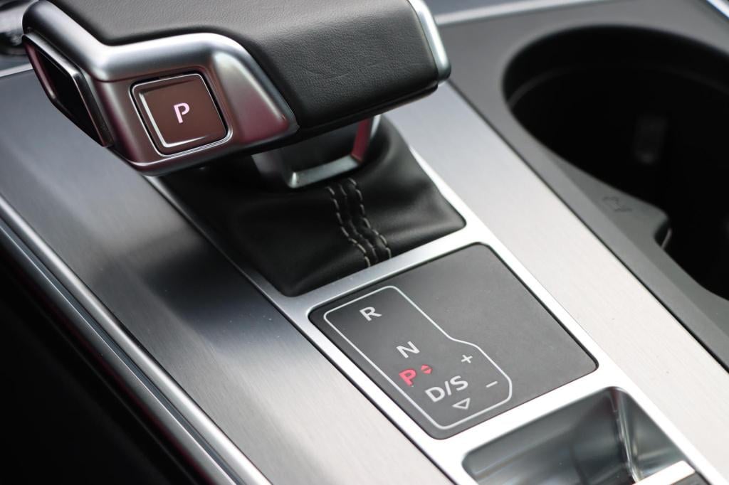 Audi A6 avant 50 tfsi e quattro s-edition competition 300pk | soh 96,8% |
