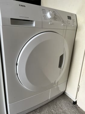 AEG Condens Droger 7 kg. Als nieuw incl, gebruiksaanwijzing schoon