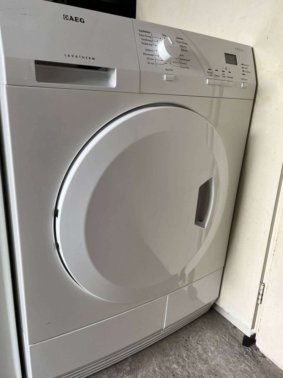 AEG Condens Droger 7 kg. Als nieuw incl, gebruiksaanwijzing schoon