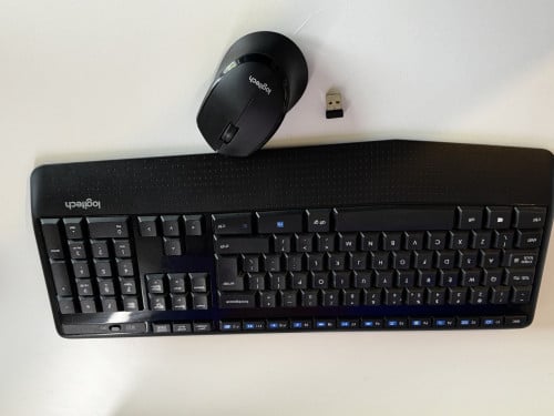 Logitech Keyboard en muis