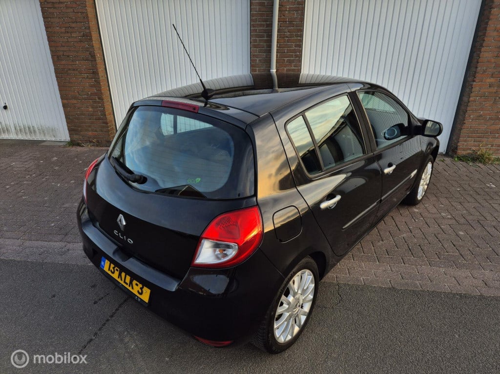 Renault Clio 1.2 tce dynamique / origineel nl / dealeronderhouden / airco /