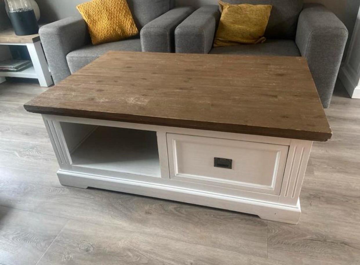 Buffetkast, salontafel, eettafel