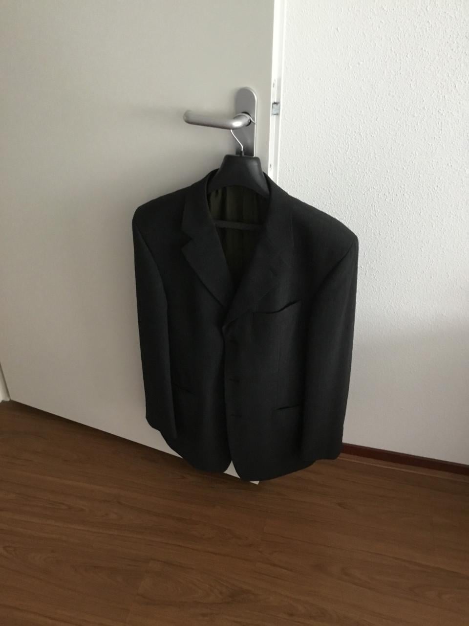 Zwart colbert+ broek + gilet