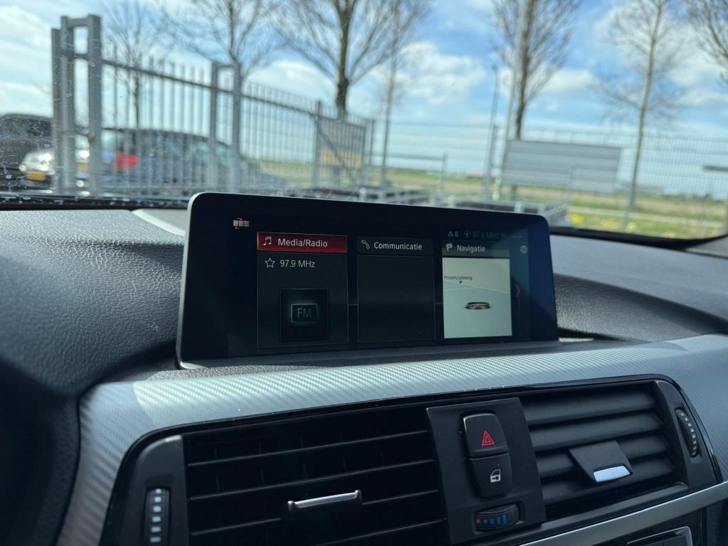 BMW 3-serie touring 318i corp l. exec