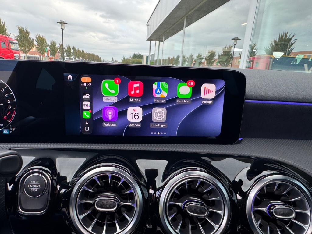 Mercedes-Benz A-Klasse 250 e amg advancedplus night-pakket automaat , panor