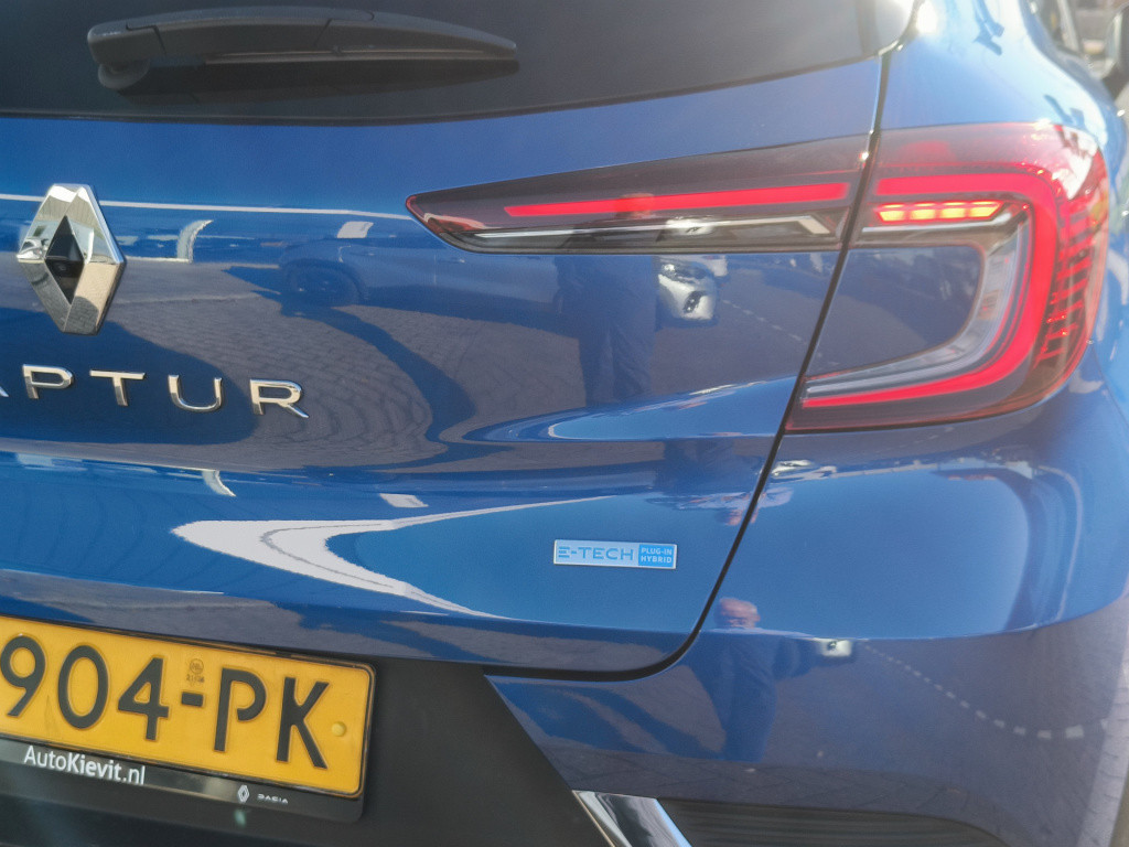 Renault Captur 1.6 e-tech plug-in hybrid 160 intens