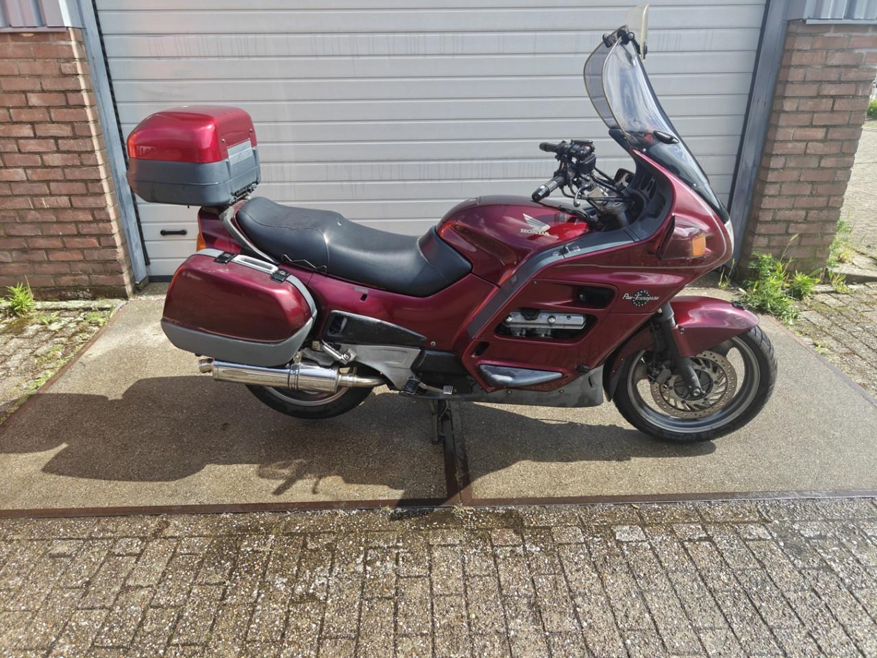 Honda ST1100 Pan European