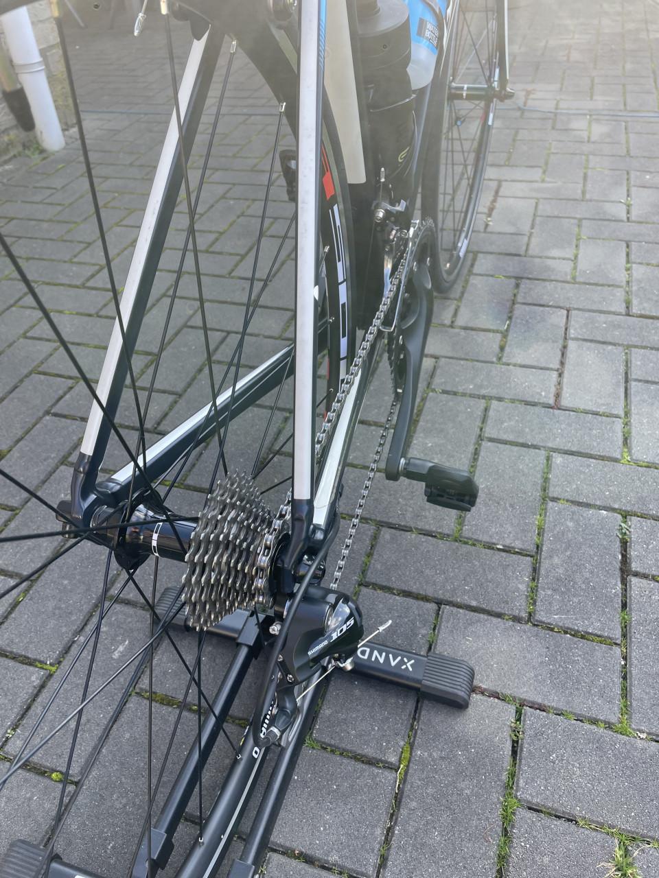 Te koop: Giant Defy (z.g.a.n.).
