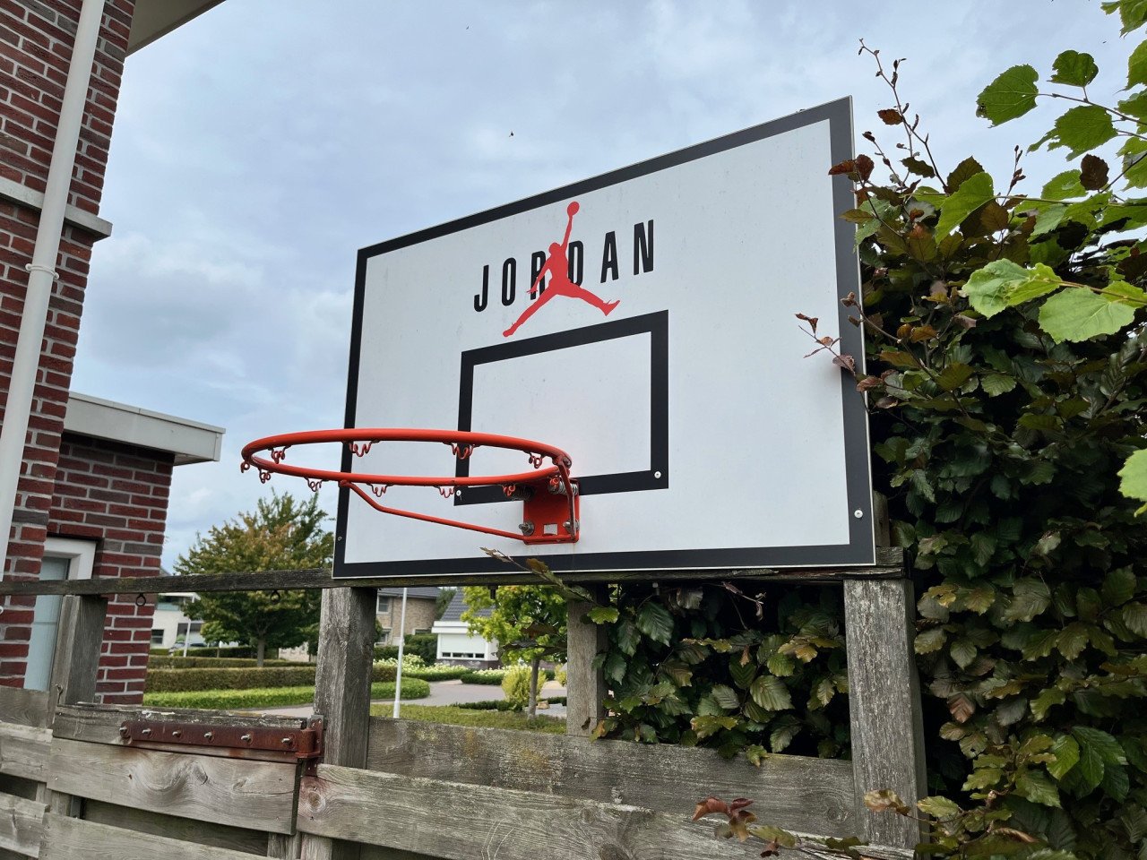 Basketbalring met bord