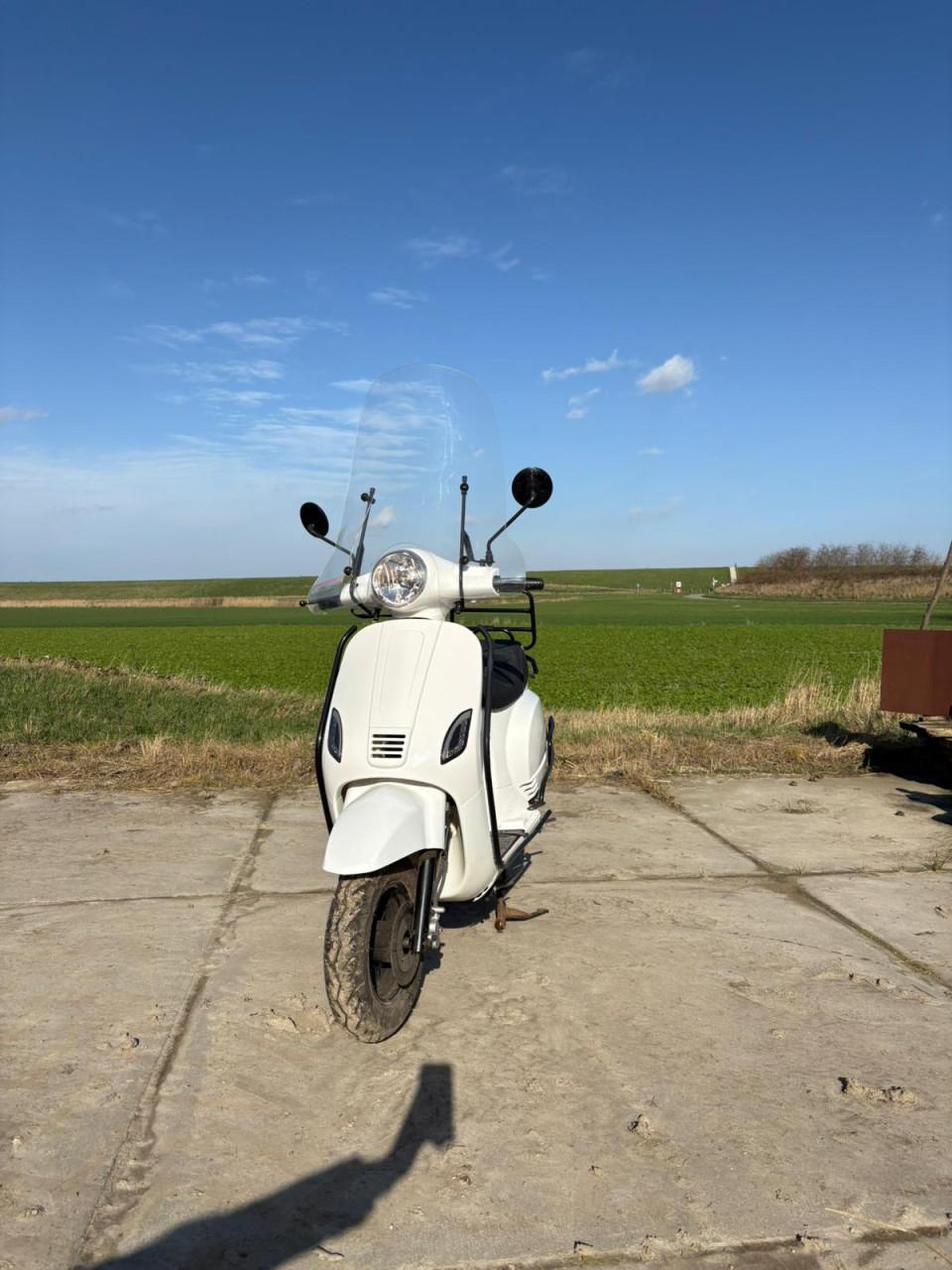 Scooter AGM VX50i