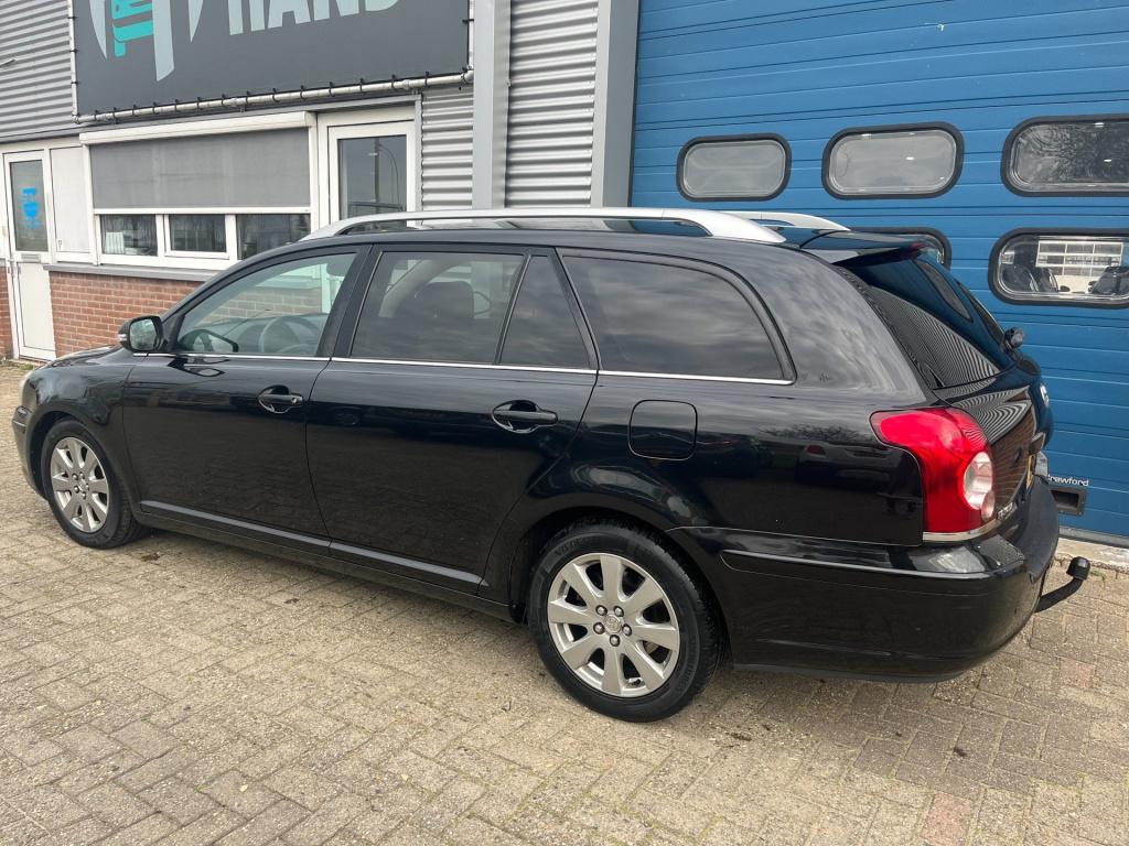 Toyota Avensis wagon 1.8 vvti luna | nieuwe apk | trekhaak