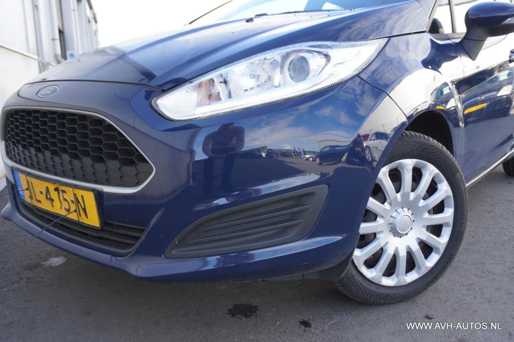 Ford Fiesta 1.0 style
