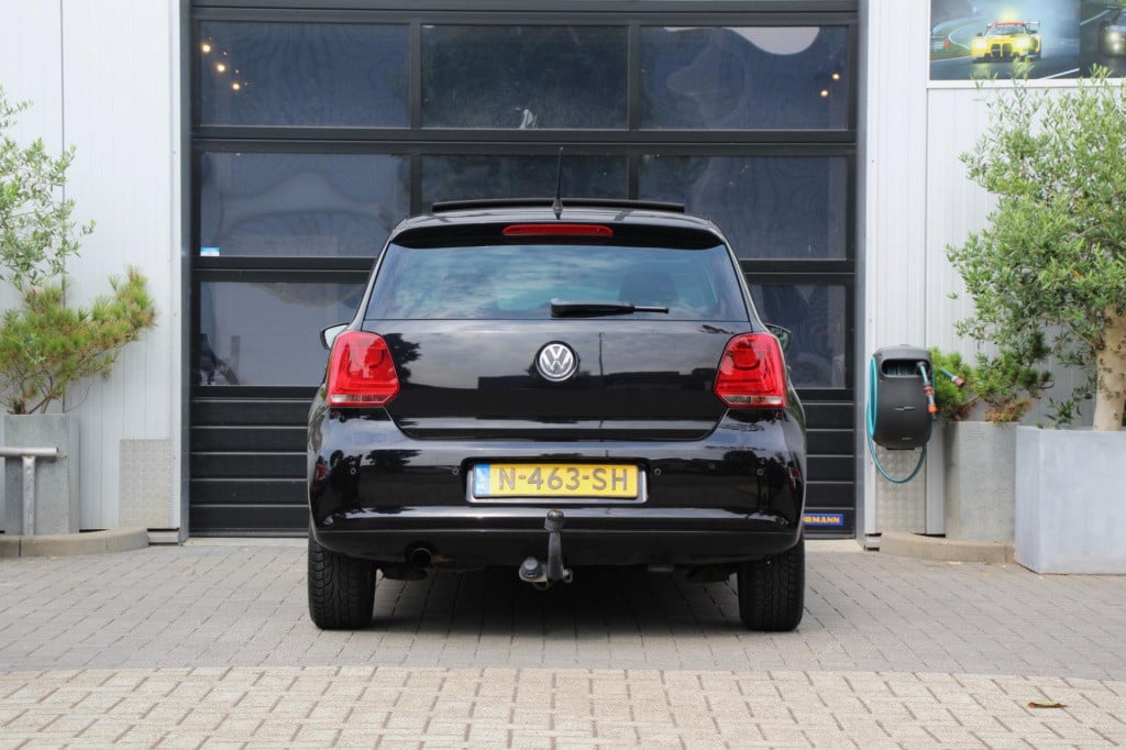 Volkswagen Polo 1.2 tsi highline - trekhaak - stoel verw - schuifkanteldak 