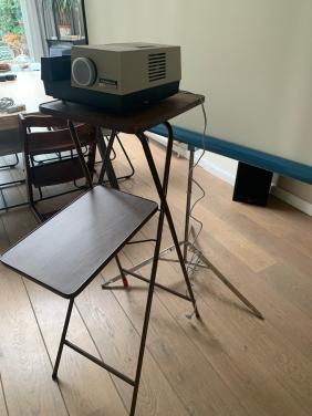 Diaprojector en toebehoren.