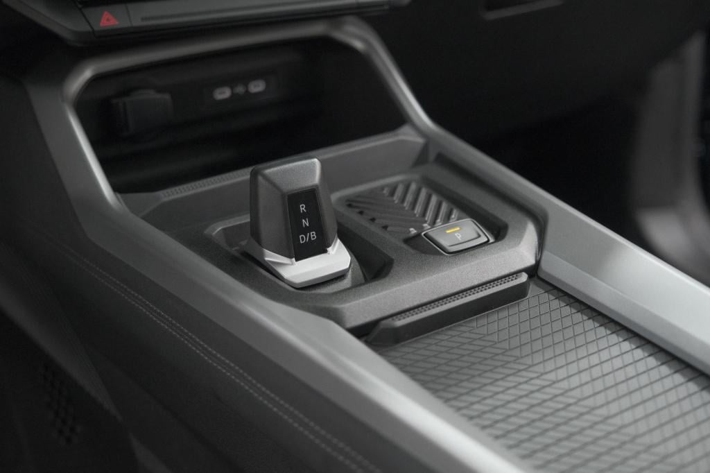 Dacia Bigster 1.8 hybrid 155 journey | 360 camera | pack winter | schuif-/k