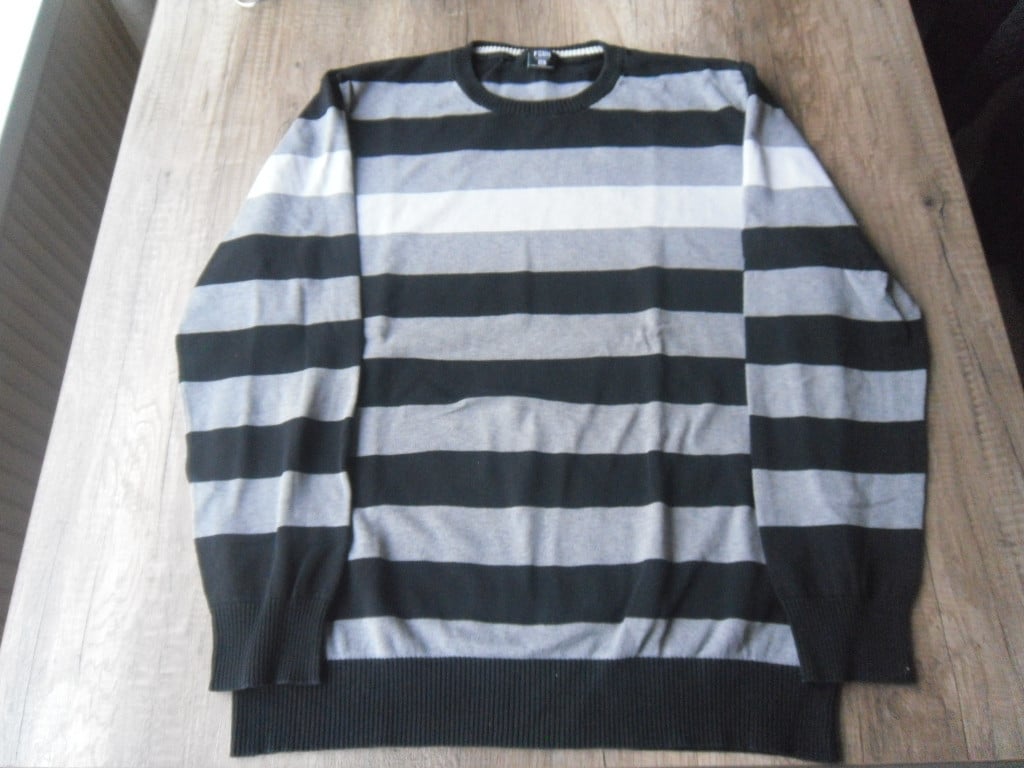 KLEDING