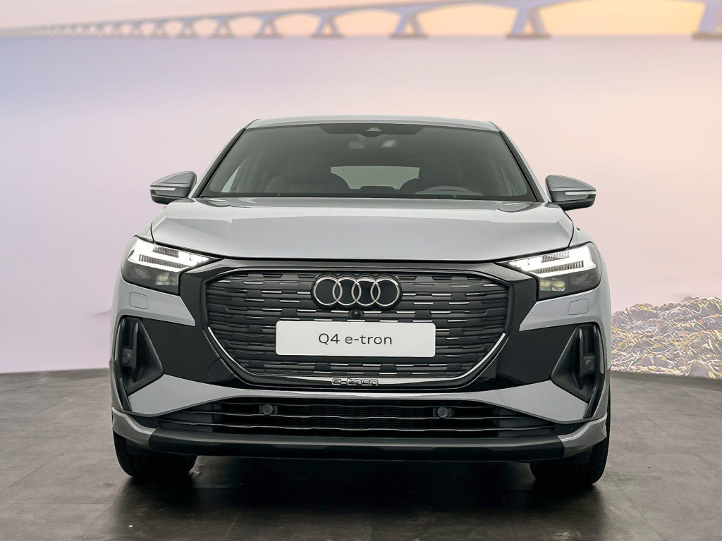Audi Q4 E-tron sportback s edition e-tron 45 210kw/286pk 82kwh sportback el