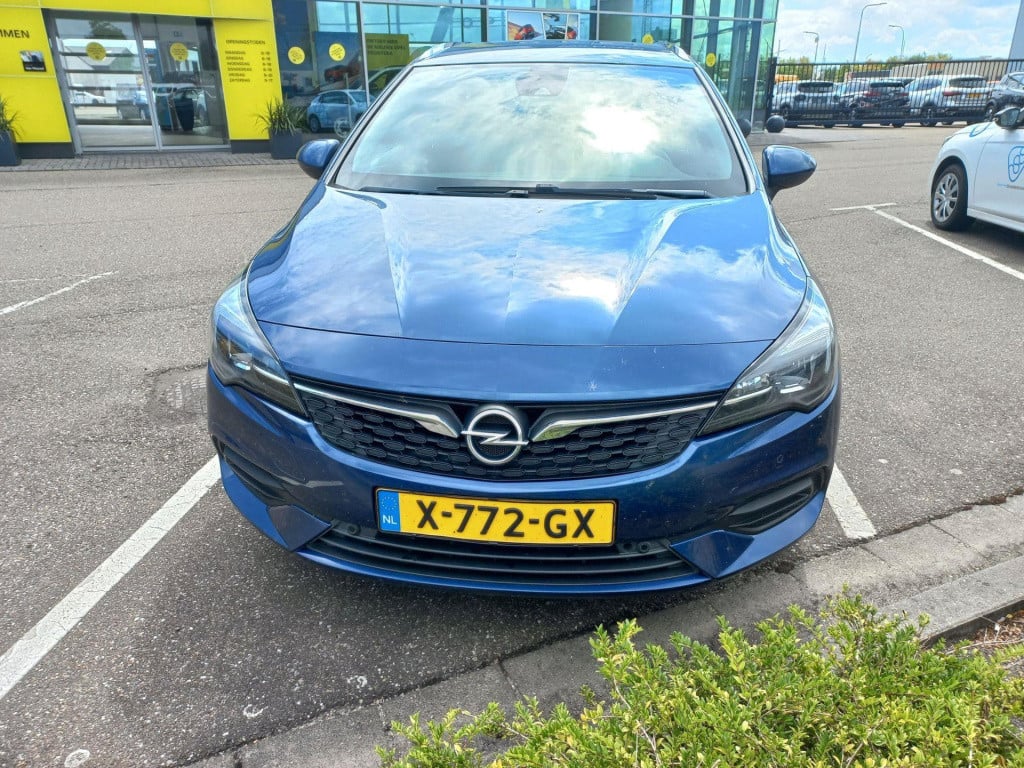 Opel Astra sports tourer 1.2 blitz elegance
