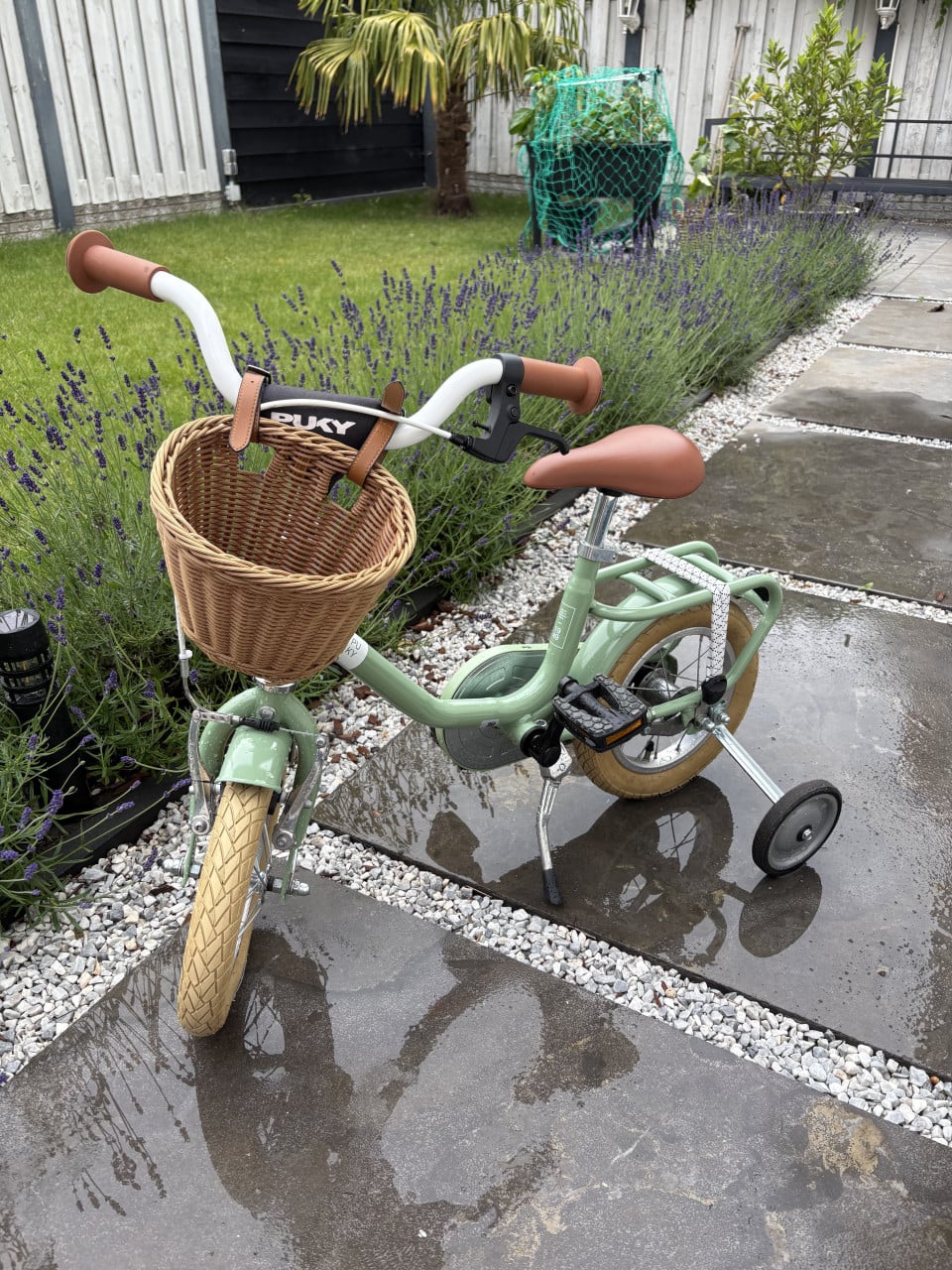 Uni sex 12 inch kinderfiets.