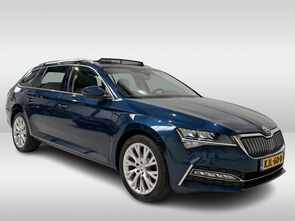Skoda Superb combi 1.4 tsi iv 218pk lauran & klement | leder | pano dak | t