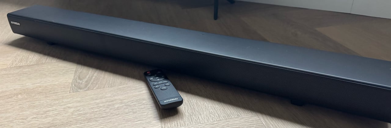 Samsung 43 inch tv + soundbar