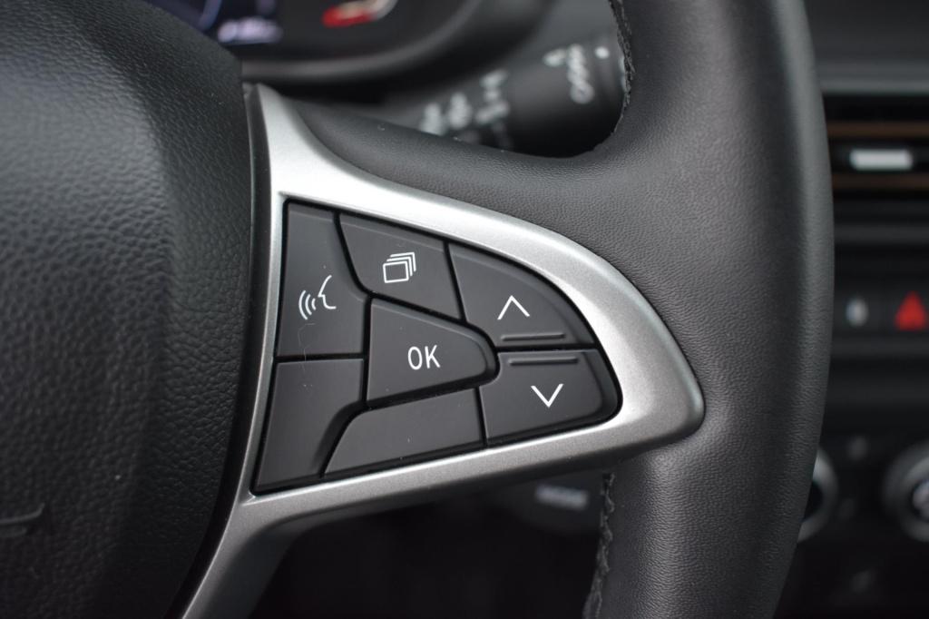 Dacia Jogger 1.6 hybrid 140 extreme 7p. | stoelverwarming | nap | apple car