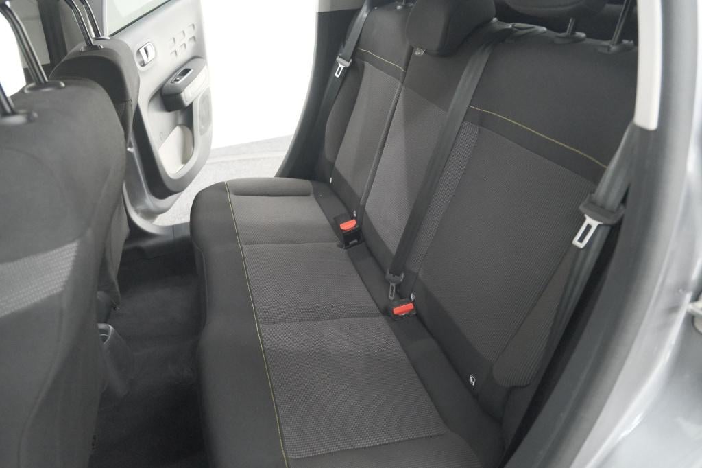 Citroen C3 puretech 110 max | keyless entry/start | camera | navigatie | pa