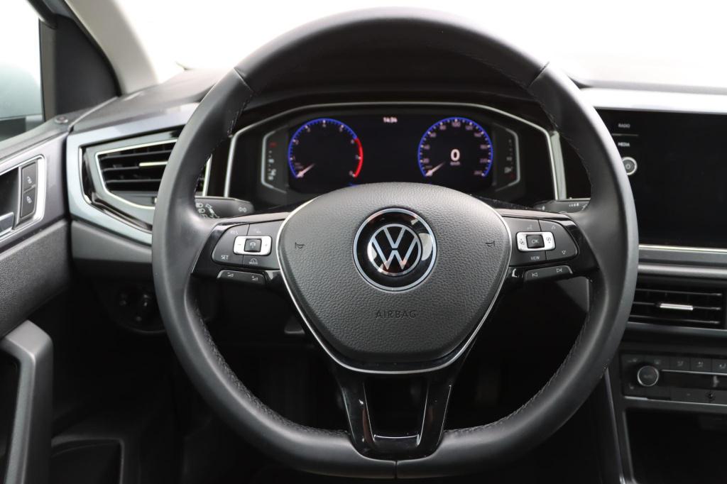 Volkswagen Polo 1.0 tsi highline r-line | stoelverwarming | adaptive