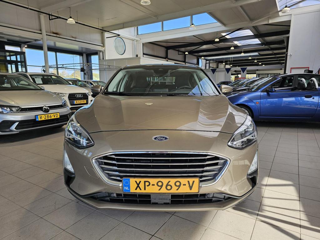 Ford Focus 1.0 ecoboost titanium business