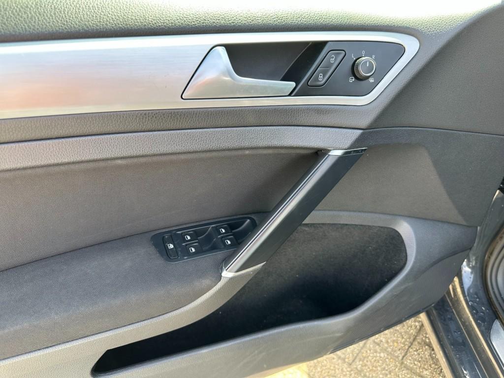 Volkswagen Golf 1.4 tsi cup edition trekhaak parkeersensoren elect. inklapb