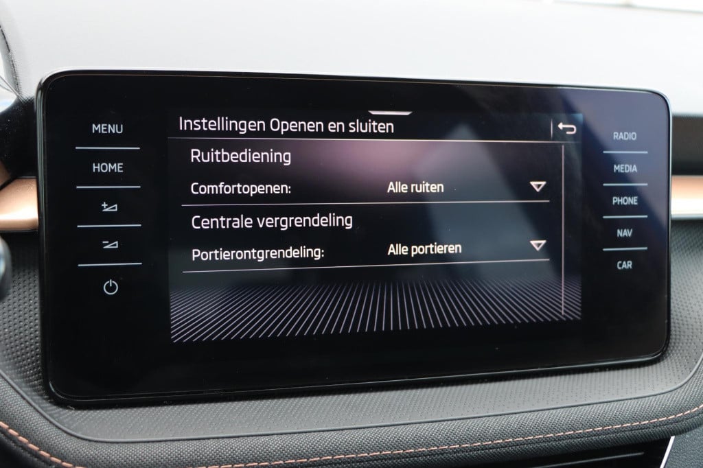 Skoda Fabia 1.0 tsi business edition