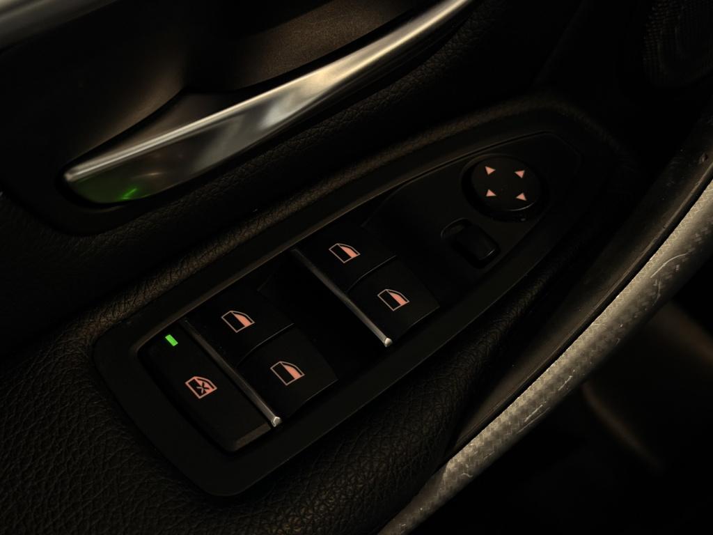 BMW 3-serie touring 320i m sport edition | pano | harman / kardon | leder |