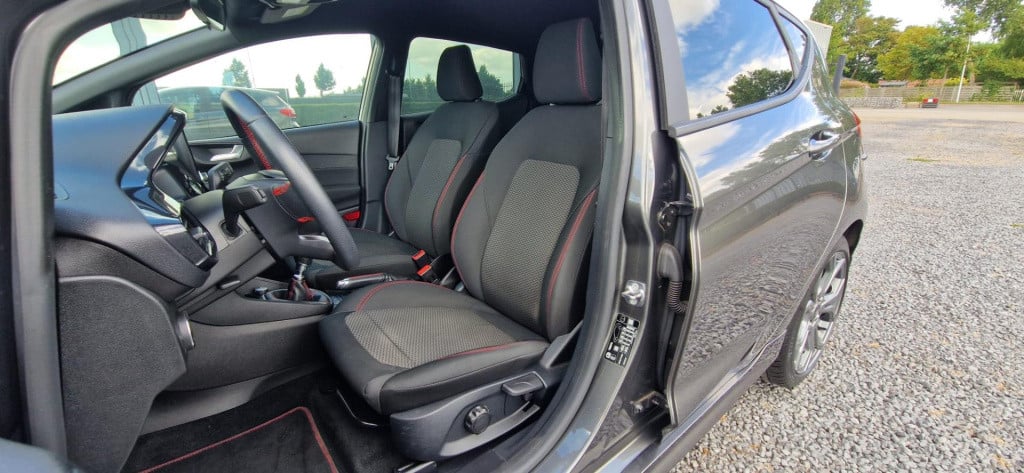 Ford Fiesta 1.0 ecoboost st-line | navi | carplay | cruise control | parkee