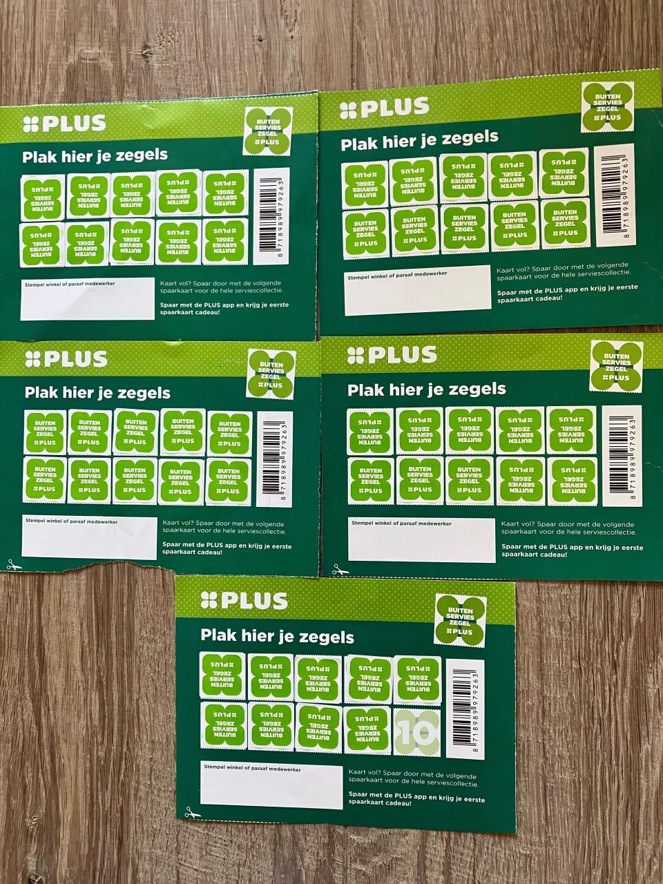 Plus zegels buiten servies