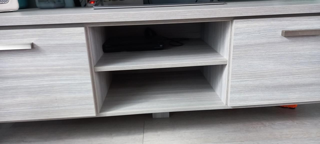 Mooi grijs tv meubel