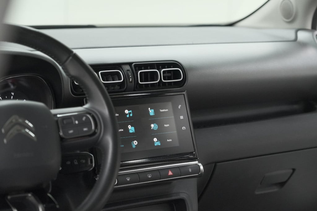 Citroen C3 Aircross puretech 110 feel | navigatie | parkeersensoren | clima