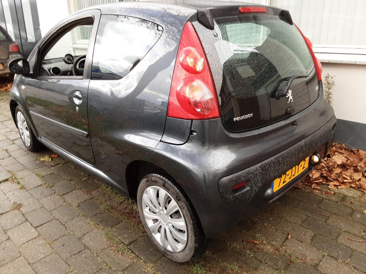 Peugeot 107 1.0-12V Sublime