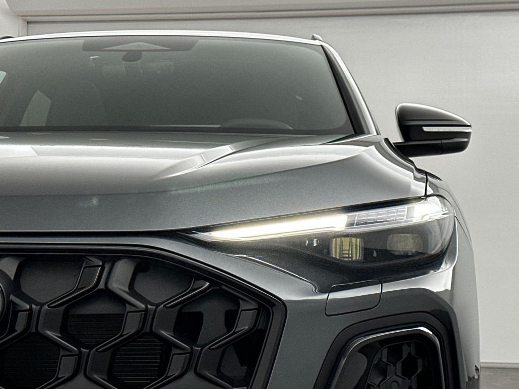 Audi Q5 s edition competition e-hybrid 270 kw / 367 pk suv