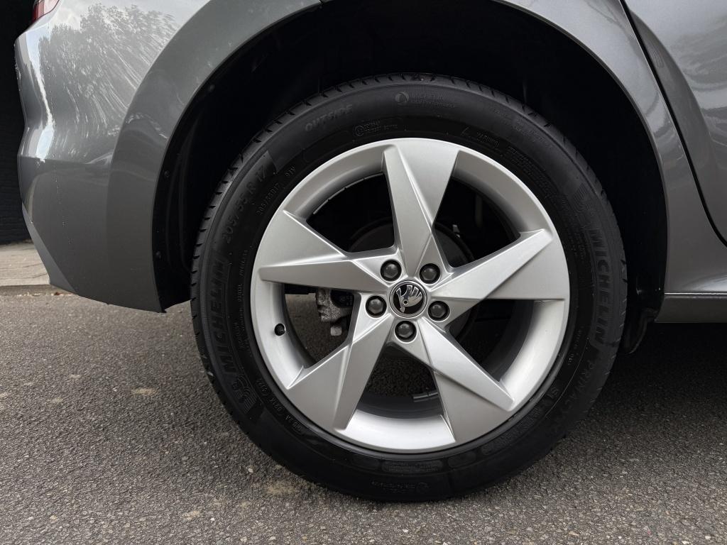 Skoda Kamiq 1.0 tsi ambition - mooie uitvoering! -