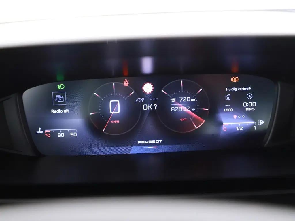 Peugeot 308 110 active pack business nav/clima/park